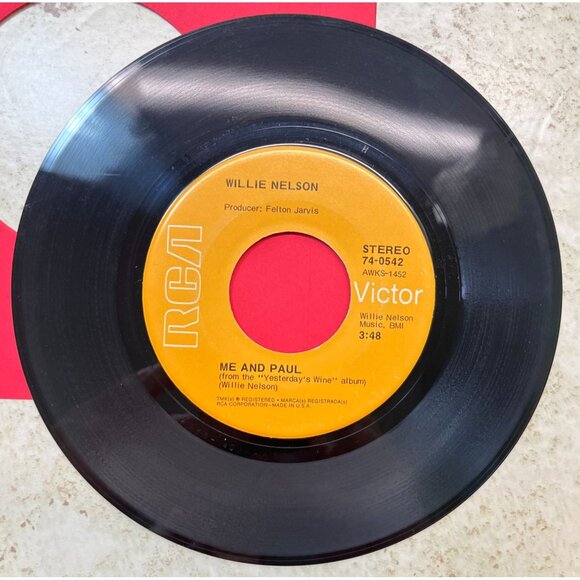 Willie Nelson Yesterdays Wine / Me and Paul 45 Country Vinyl RCA 74-0542 VG+ - Picture 6 of 6